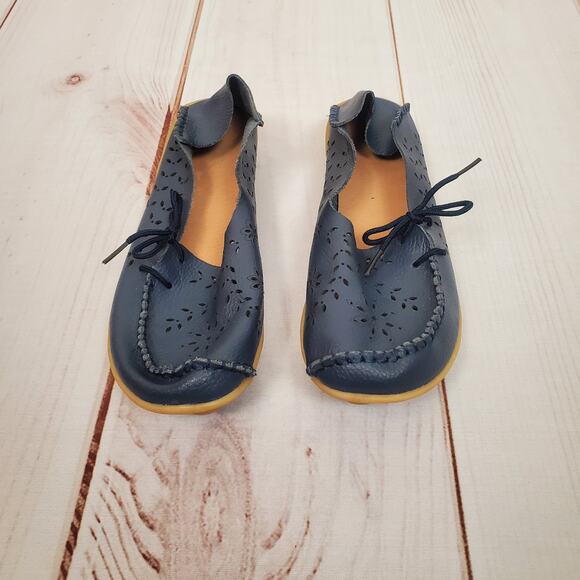 Cutout Leather Moccasins Blue 10 or 42 - Picture 6 of 11
